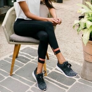 Zyia Black Leggings‎ with Rust Strap
